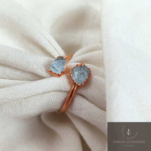 Natural Raw Aquamarine Ring, Birthstone Jewelry, March Birthstone Ring, Raw Crystal Ring, Dainty Jewelry, Unique Ring, Mother Day Gift, Gift