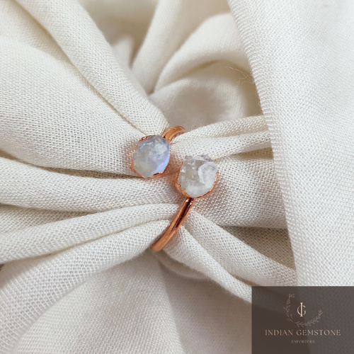 Natural Raw Moonstone Ring, Dainty Ring, Handmade Stone Jewelry, Raw Stone Ring, Birthstone Jewelry, Gift For Her, Wedding Ring, Gift Idea